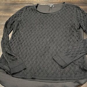 Ann Taylor Wonen’s Elegant Black Textured Blouse size medium